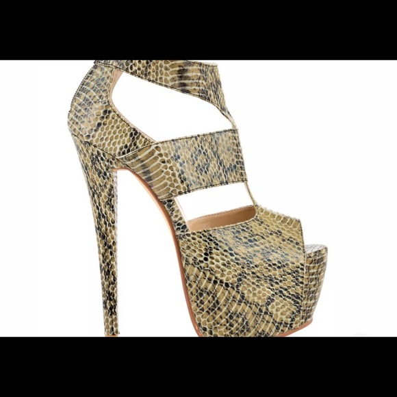 Nyla Lexie Snakeprint Heels - Picture 3 of 3